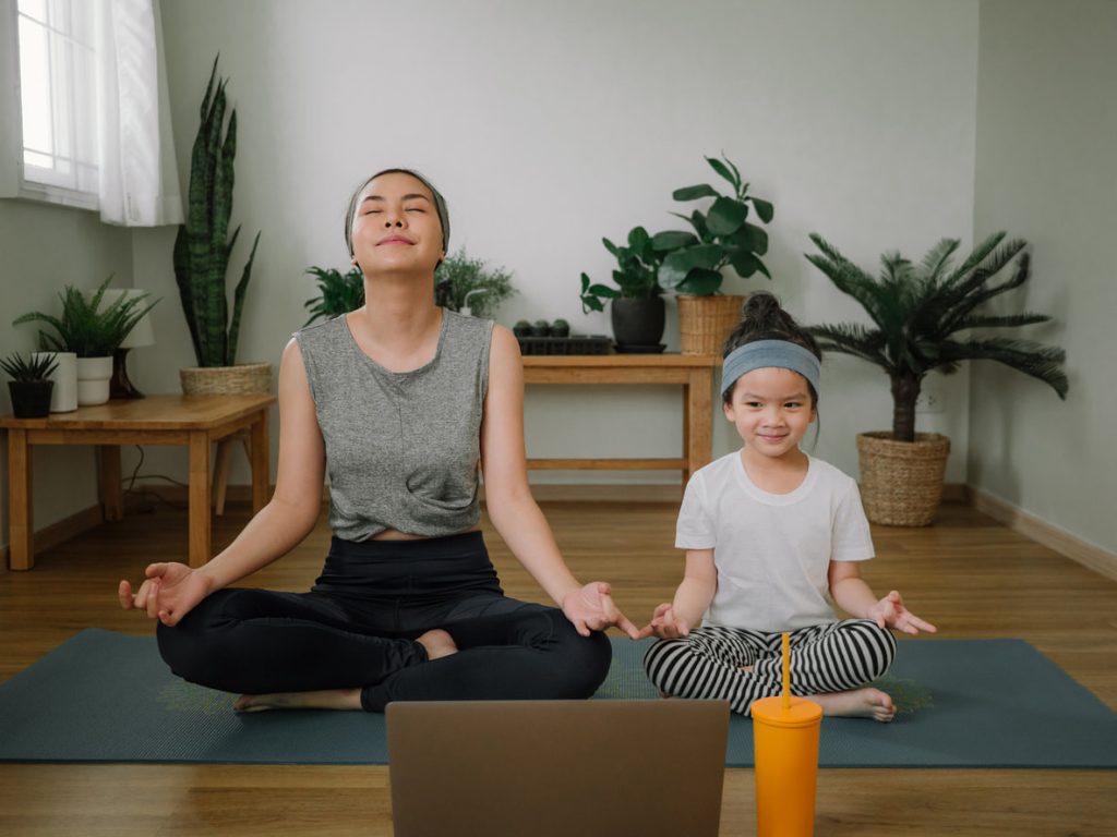 Menjaga Kesehatan Mental di Era Modern