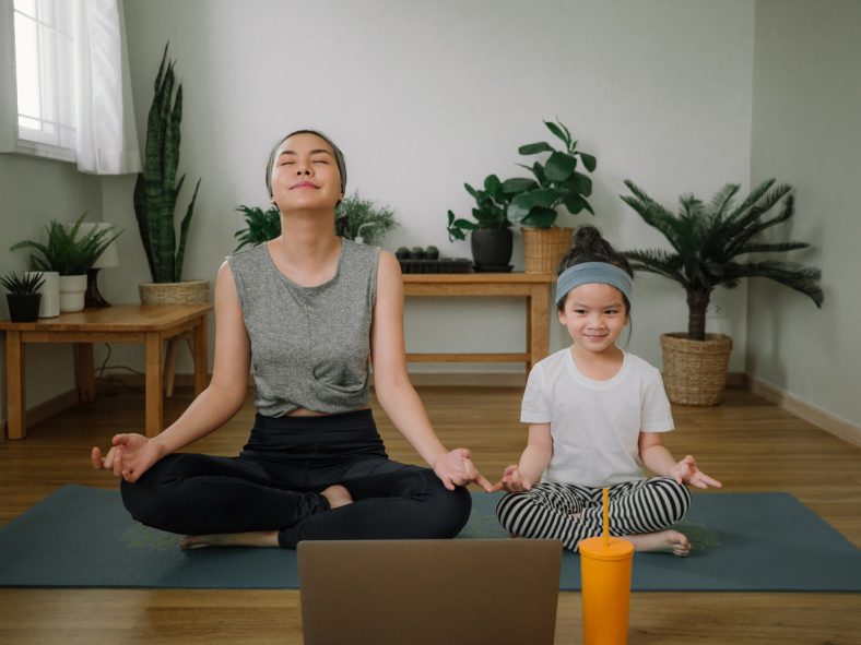 Menjaga Kesehatan Mental di Era Modern